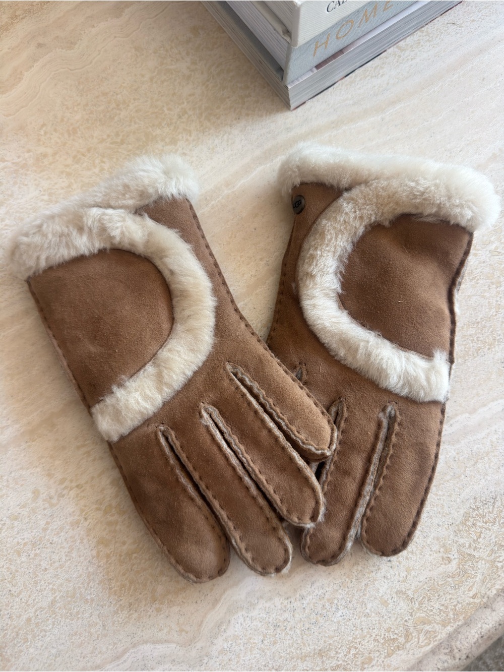 UGG Sherpa Gloves